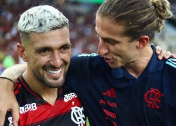 Arrascaeta coroado “Rei da América” e Filipe Luís é o melhor técnico