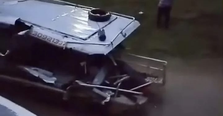 Colisão entre lanchas deixa feridos próximo a Parintins