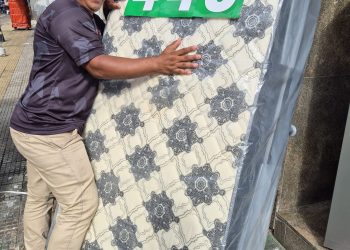 Roupeiro no Saldão Black Friday na APA Móveis da Guilherme Moreira