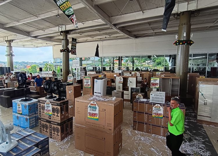 Mega Feirão na  APA Móveis Shopping Via Norte