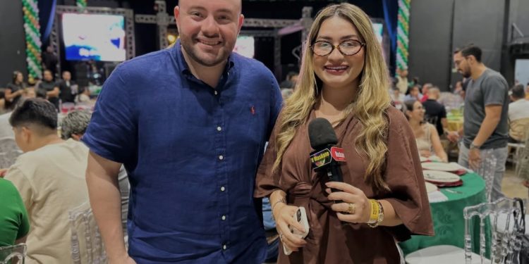 Fausto Jr celebra aniversário em grande estilo