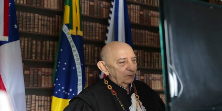 Entramos na reta final para a escolha do novo desembargador, ou desembargadora, que ocupará a vaga de Chalub