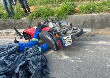 Teve a cabeça esmagada por carreta enquanto seguia para o trabalho