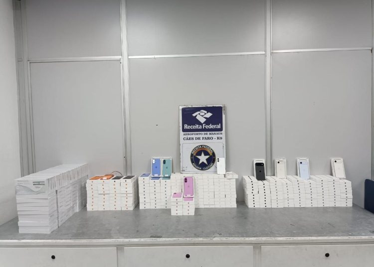 OPERAÇÃO K9 – Apreendidos 2 mil iPhones e remédio para emagrecer