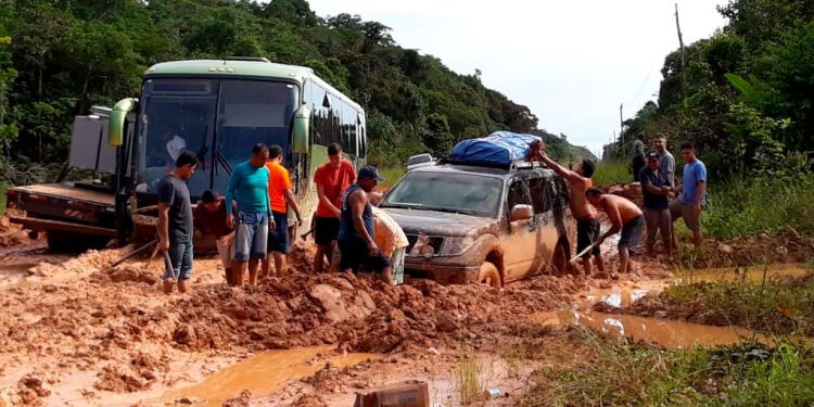 AQUI ESTÁ O TROCO – Câmara aprova MP de licenciamento a obras na BR-319