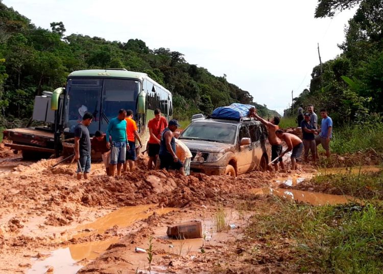 AQUI ESTÁ O TROCO – Câmara aprova MP de licenciamento a obras na BR-319