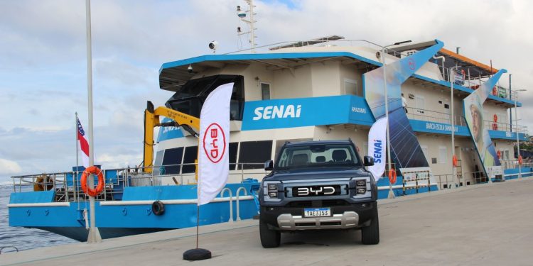 SENAI e BYD vão capacitar comunidades distantes no Amazonas em energia limpa