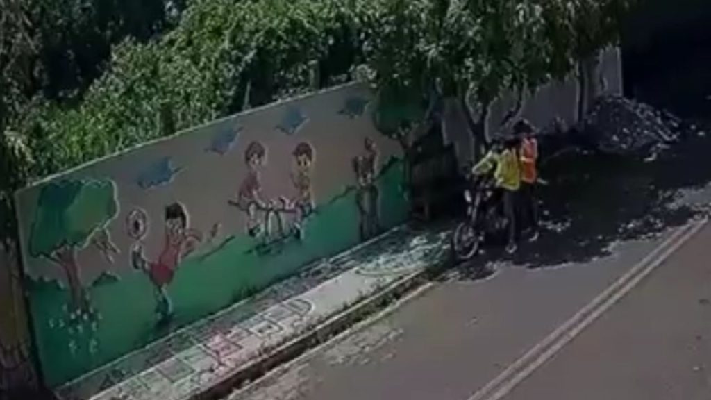 Empresário é baleado dentro de casa por dupla disfarçada de garis em Itacoatiara