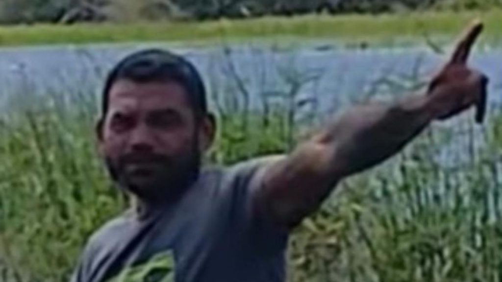 Buscas entram no terceiro dia por homem que sumiu durante mergulho em Nhamundá