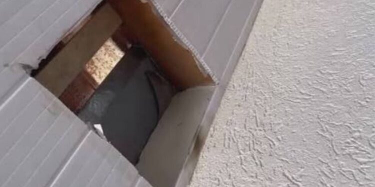 Suspeito de latrocínio é preso escondido em forro de casa no Parque das Nações