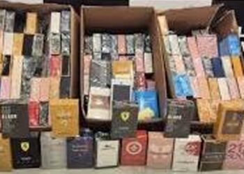 Presa dupla que trocava perfumes de luxo por droga em bocas de fumo