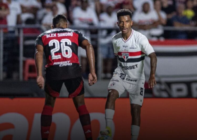 De virada, São Paulo vence Flamengo pelo Brasileirão