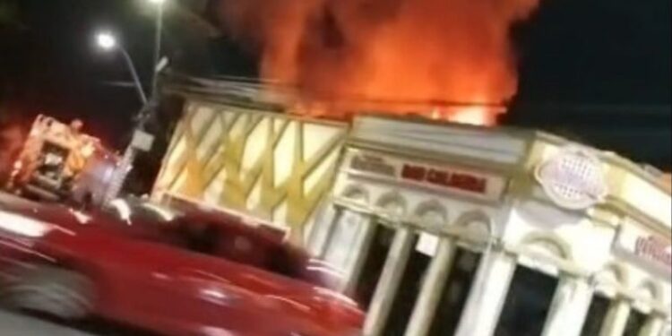Bar Caldeira da Vila é destruído por incêndio