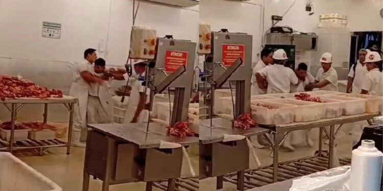 "Justa causa": vídeo mostra mostra homens trocando socos em supermercado de Manaus