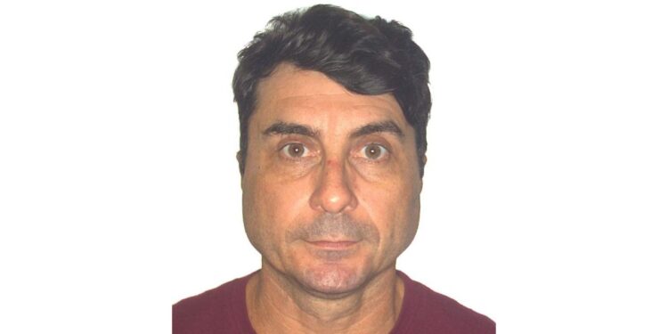 Com mais de 50 BOs, homem é procurado por falsificar documentos e vender carros alugados ilegalmente