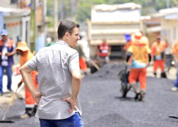 TESTADO E APROVADO – Renato Junior é o novo prefeito de Manaus por 10 dias