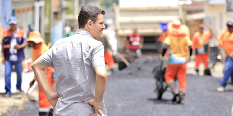 TESTADO E APROVADO – Renato Junior é o novo prefeito de Manaus por 10 dias