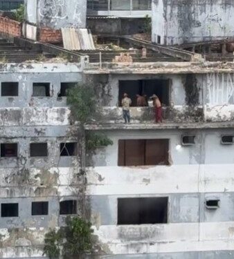 VIVER PIOR -Prédios velhos e edifícios públicos servem de moradia para desocupados e drogados