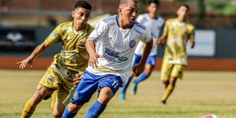 Itacoatiara bate São Raimundo no Floro de Mendonça