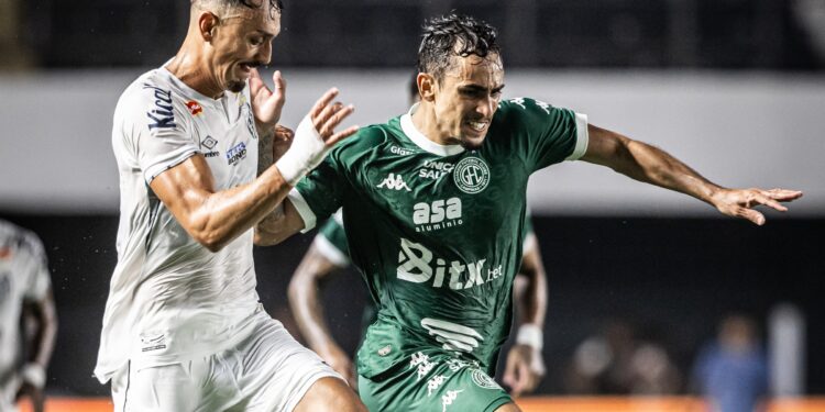 No apagar das luzes: Guarani arranca empate contra o Santos no Brinco de Ouro