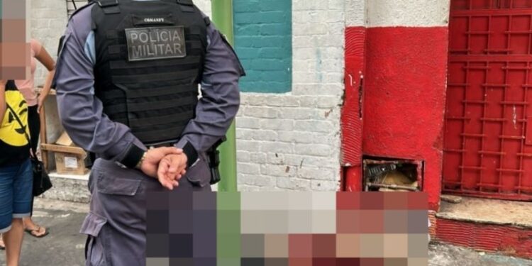 Encontrado cadáver no Centro; trabalhadores do local acionaram a polícia