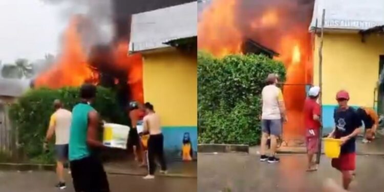 Incêndio atinge casa e família se desespera; vizinhos se uniram para salvar quem estava no local