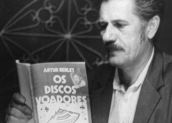 Abdução – Viagem alucinante para as estrelas