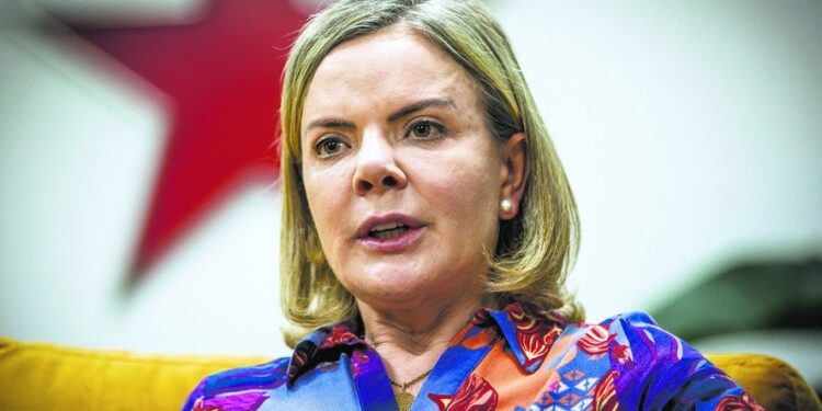 Fim da escala 6×1? Governo aposta em apoio da Câmara e pressão popular para aprovação