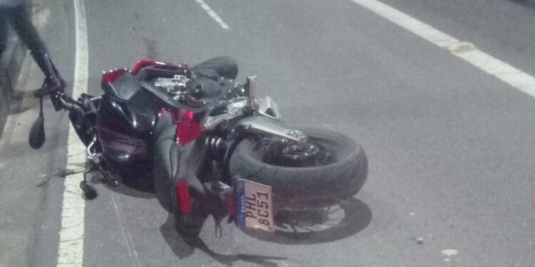 Arremessado contra fiação elétrica após colisão na Av. das Torres morre