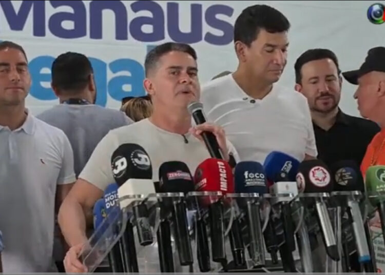 Coletiva: 350 famílias do Betânia recebem registro do imóvel