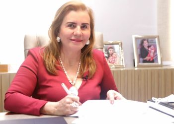 Diferente do que todos esperavam, depois da pirotecnia, festança e os torós em Manaus, a cidadania chiou e cobrou