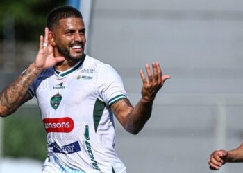 Manaus faz 2 a 0 no Manauara e conquista segunda vitória