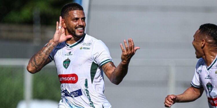 Manaus faz 2 a 0 no Manauara e conquista segunda vitória