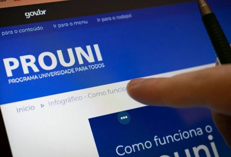 Termina hoje o prazo de comprovação para 226 mil candidatos do Prouni
