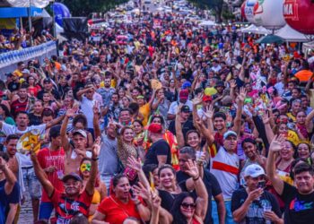 Blocos e bandas agitam Manaus este sábado e domingo