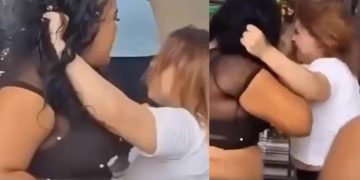 Ao ver o marido comprando fio dental para amante, mulher arruma barraco no meio da rua