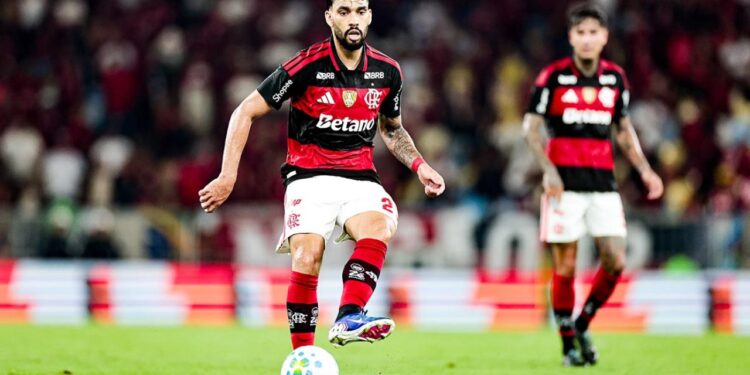 Flamengo e Internacional empatam em reestreia de Paquetá