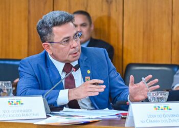 Começou a corrida aos votos e daqui pra frente, qualquer coisa pode acontecer. É cada qual com seu cada qual