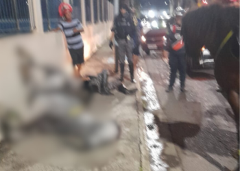 Motorista foge após atropelar policial e cavalo