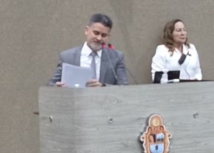 Sessão solene marca abertura dos trabalhos legislativos em Manaus