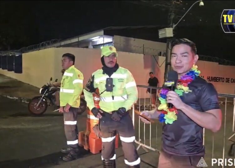 Desvio do trânsito nas redondezas em torno do sambodromo
