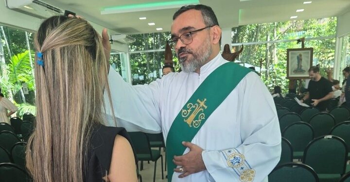 Comunidade católica celebra diaconato de Turíbio Costa
