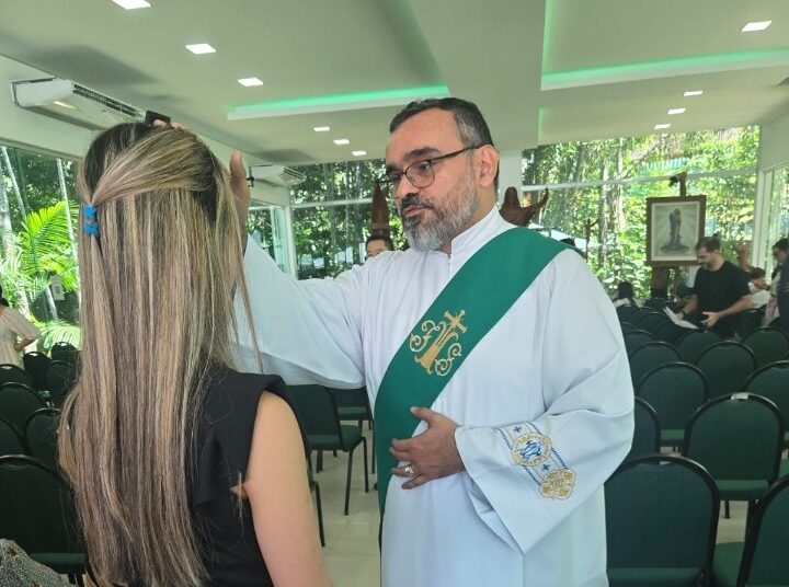 Comunidade católica celebra diaconato de Turíbio Costa