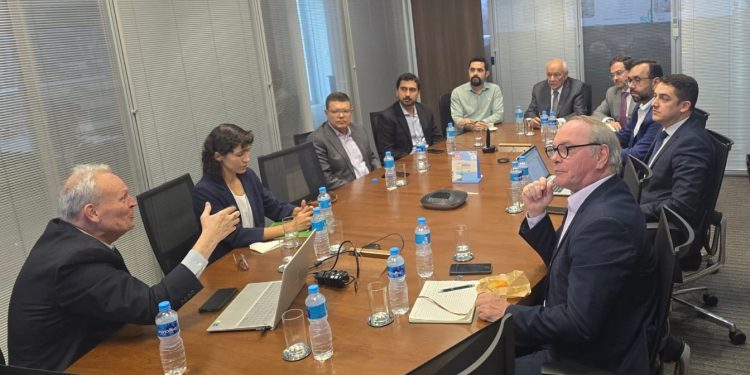 Indústria do AM e MDIC debatem plano de desenvolvimento nacional e CBA