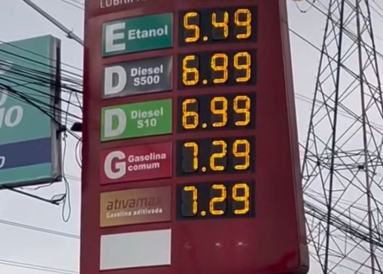 Gasolina em Manaus dispara para R$ 7,29 neste sábado e surpreende motoristas