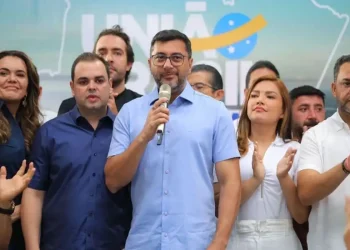 Governador faz anúncio decisivo na sede do União Brasil