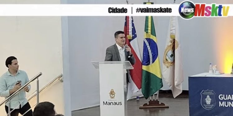 Durante formatura da Guardiã Maria da Penha, prefeito anuncia novo comando da Guarda Municipal