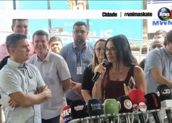 Entrega da Unidade Básica de Saúde (UBS) Móvel