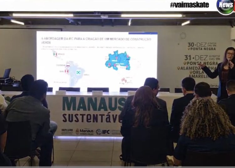 Assinatura do decreto do Programa Manaus Sustentável
