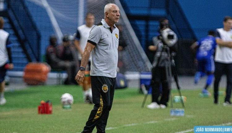 Onça-Pintada despede técnico após derrota